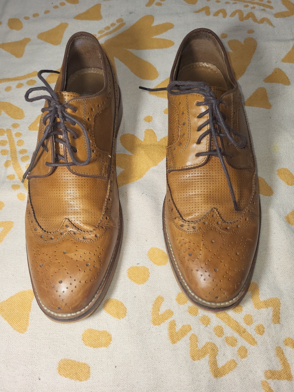 Johnston & Murphy Leather Tan Perforated Wingtip Oxfords